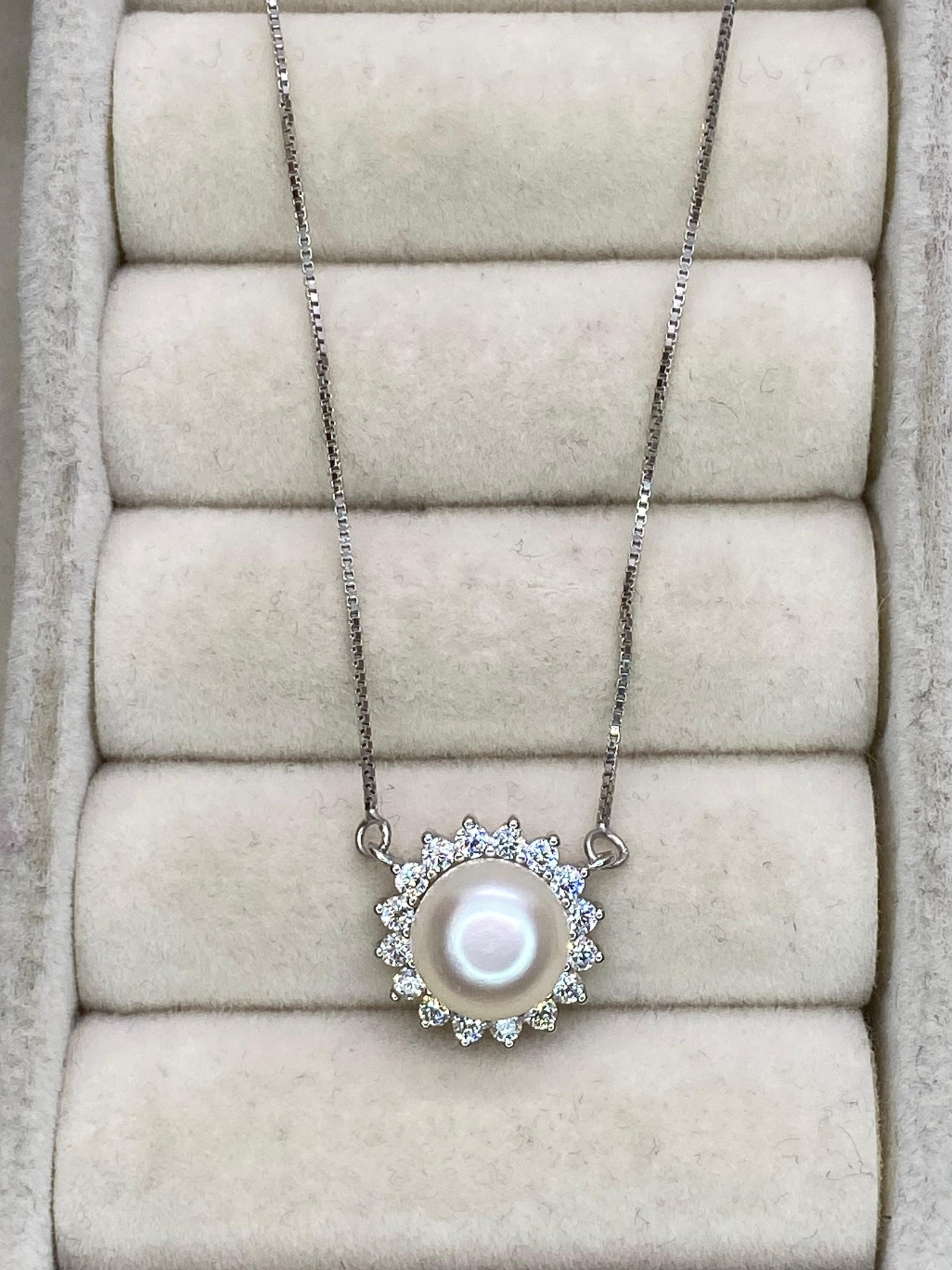 Colar Pérola Sol Zircônia