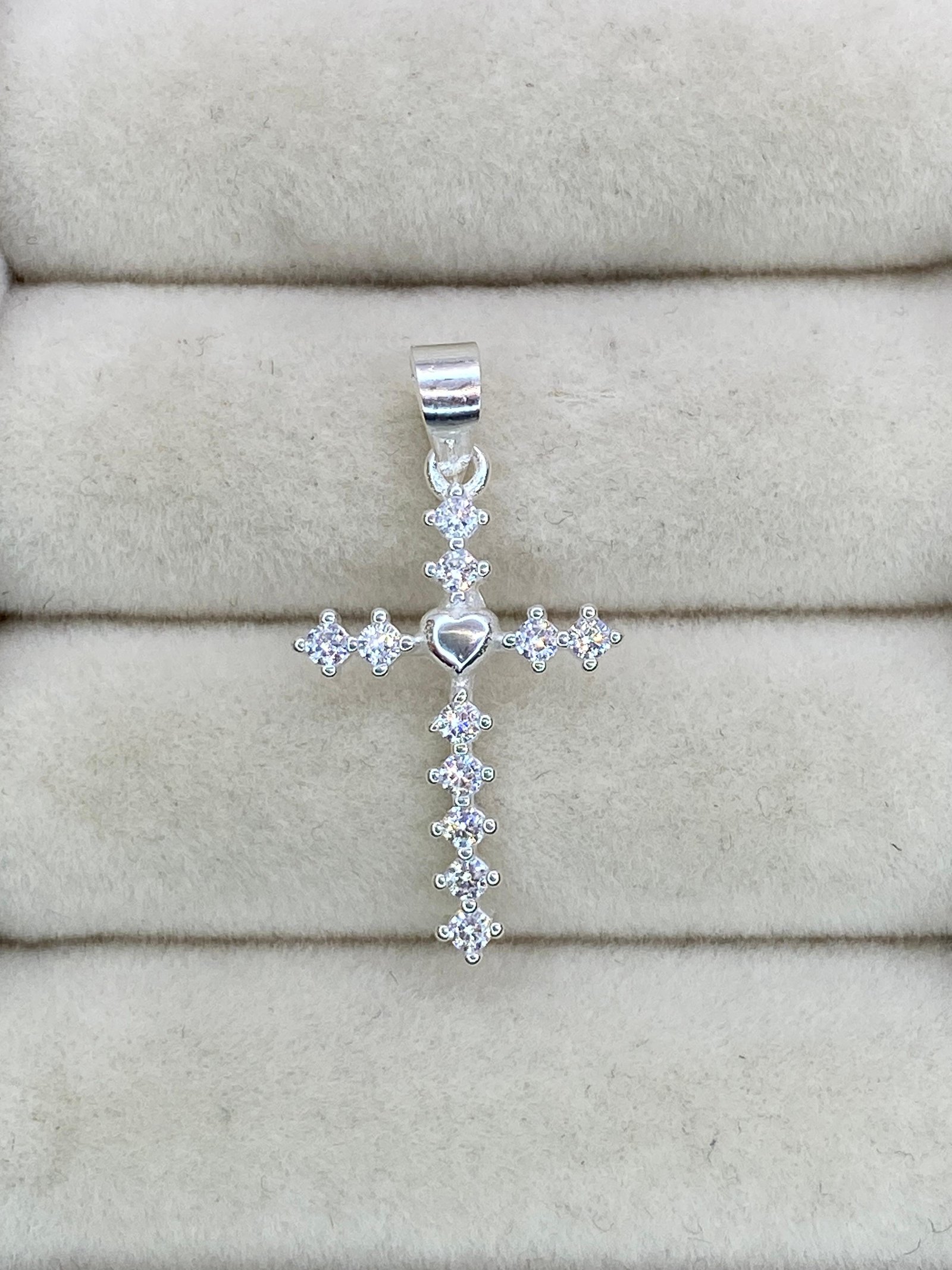 Pingente Cruz Cravejado zircônia